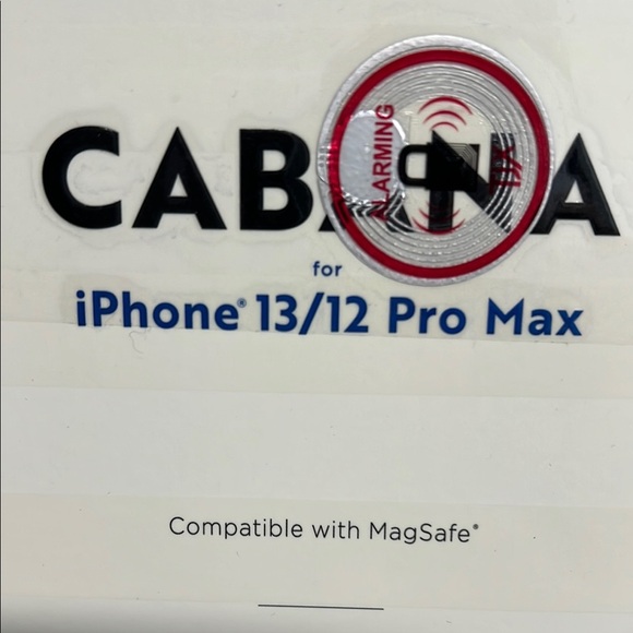 MVMT | “Cabana” IPhone & AirPods Case Set - Picture 6 of 6